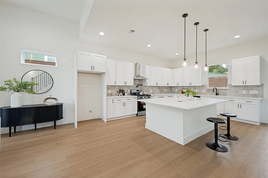 Furnished Finder property 1023956_1 photo 18