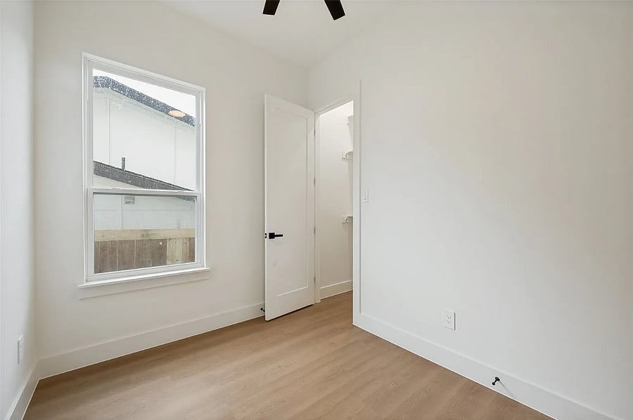 Furnished Finder property 1023956_1 photo 25