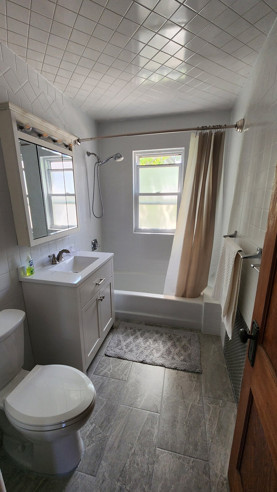 Furnished Finder property 1023966_1 photo 4