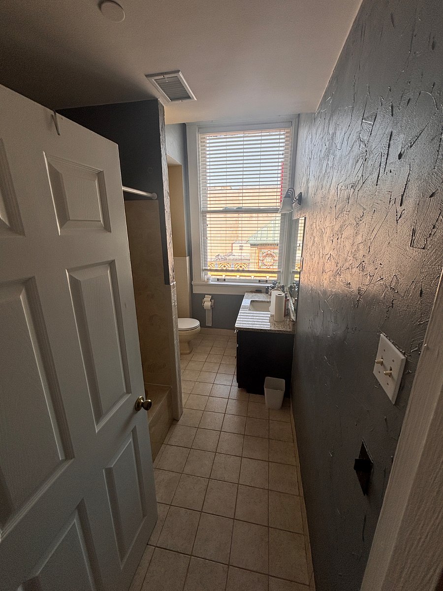 Furnished Finder property 1023968_1 photo 4