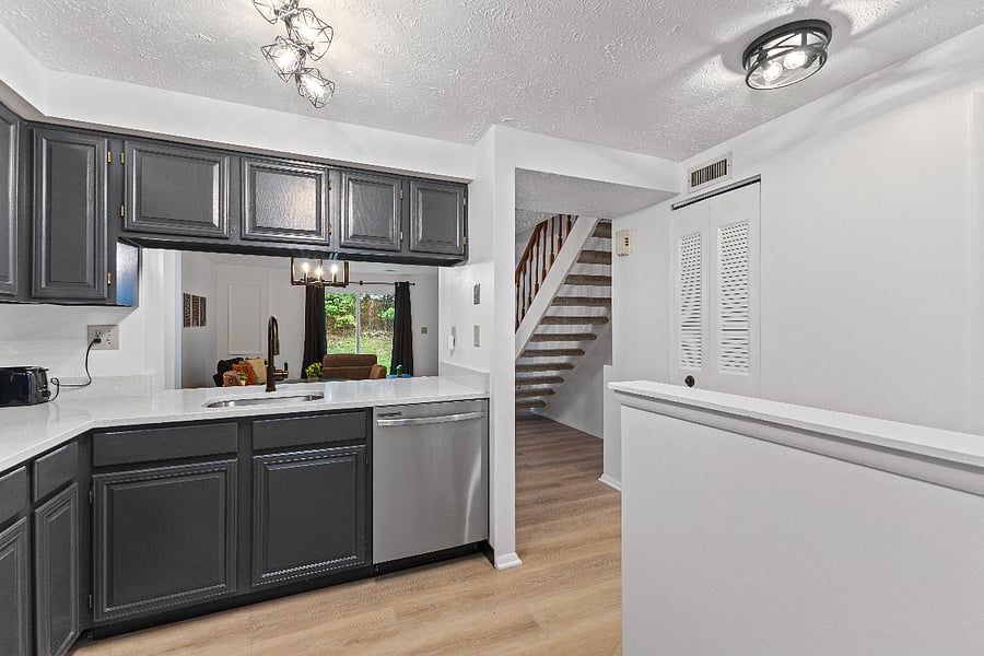 Furnished Finder property 1023979_1 photo 20