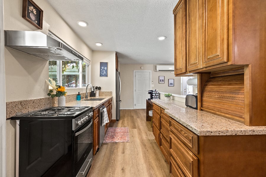 Furnished Finder property 1024000_1 photo 7