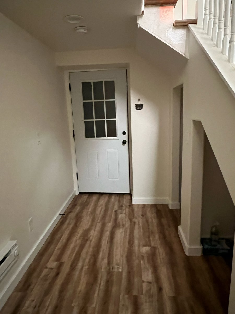 Mud room and door into the Kitchen/Living room