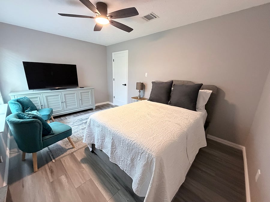 Furnished Finder property 1024052_1 photo 12