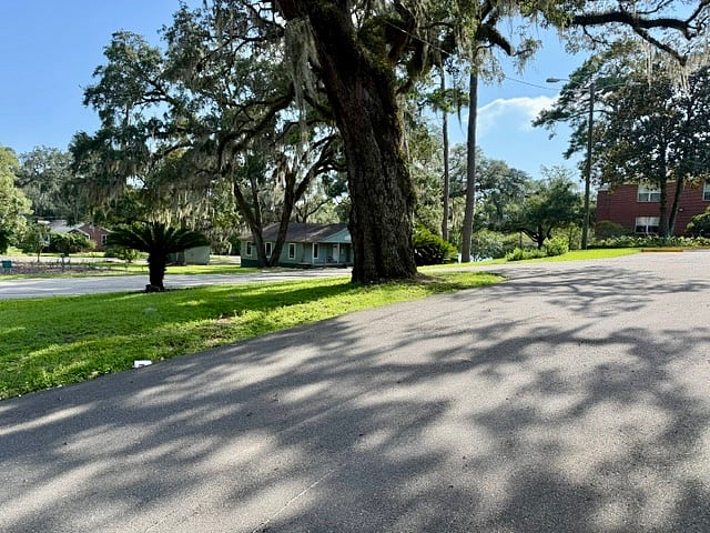 Furnished Finder property 1024056_1 photo 40
