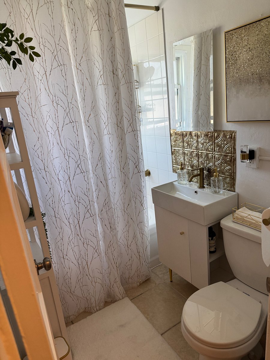 Furnished Finder property 1024061_1 photo 20