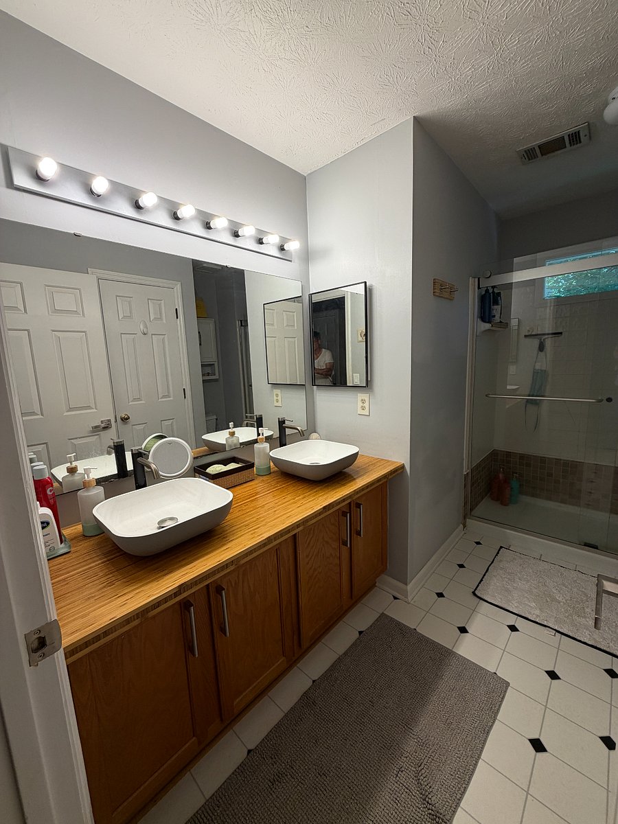 Bathroom2