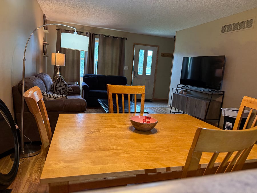 Furnished Finder property 1024085_1 photo 2