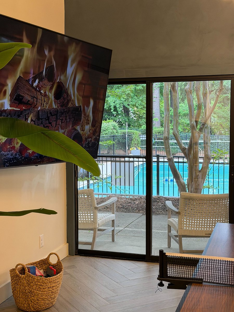 Furnished Finder property 1024086_1 photo 14