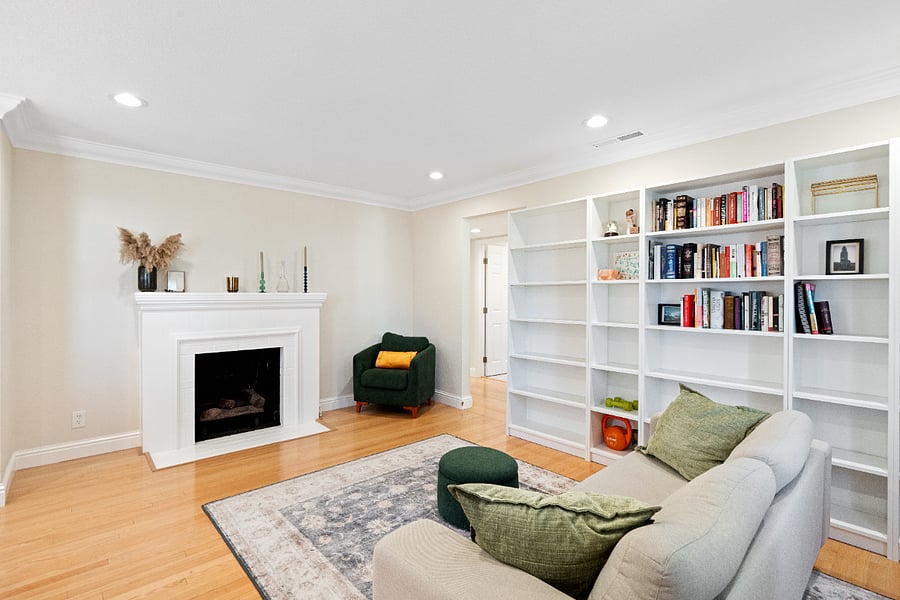 Furnished Finder property 1024116_1 photo 9