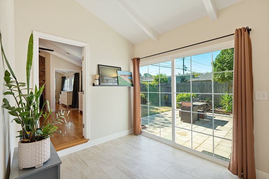 Furnished Finder property 1024116_1 photo 12