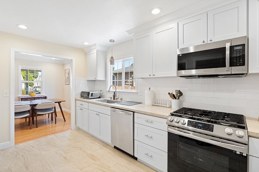 Furnished Finder property 1024116_1 photo 13