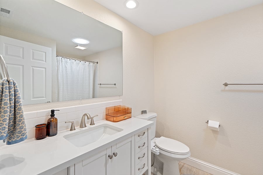 Furnished Finder property 1024116_1 photo 22