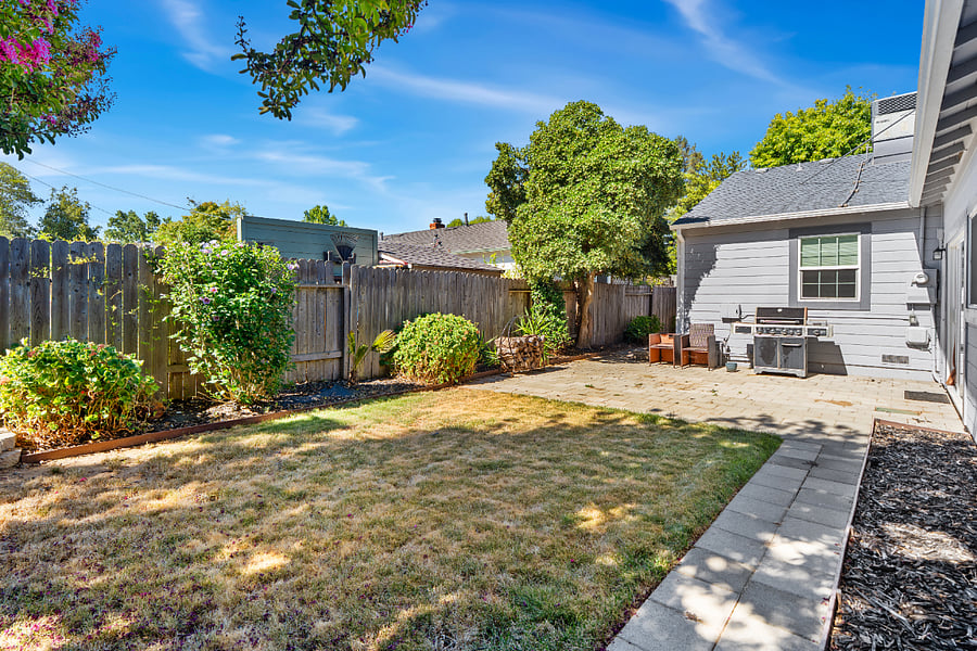 Furnished Finder property 1024116_1 photo 26