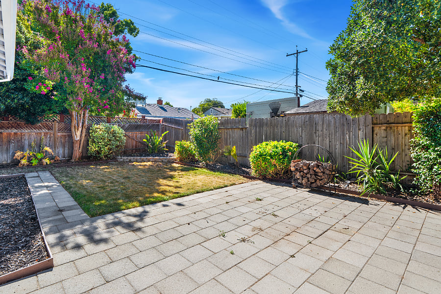 Furnished Finder property 1024116_1 photo 27