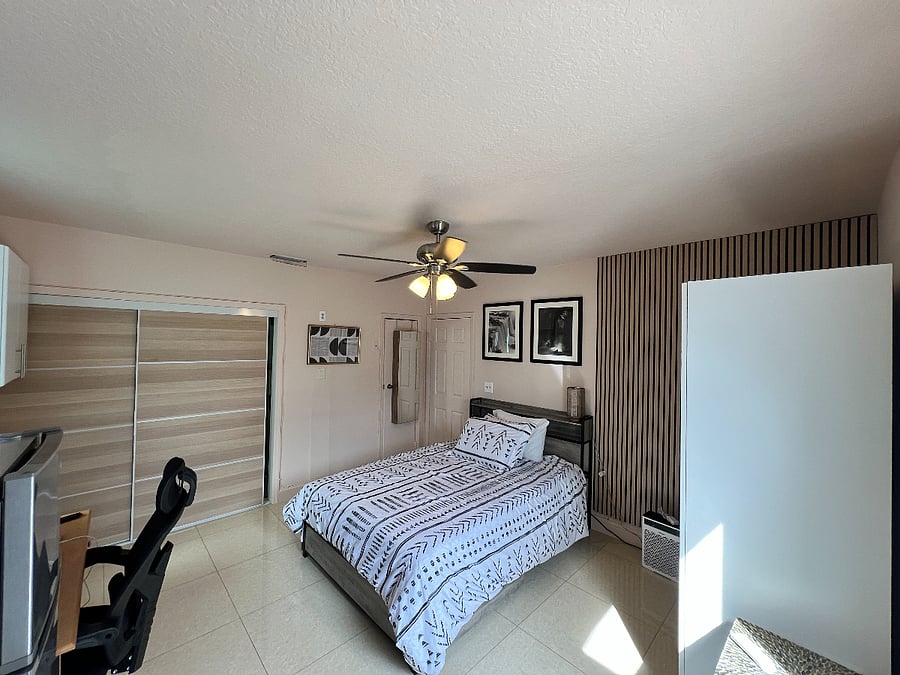 Furnished Finder property 1024136_1 photo 1