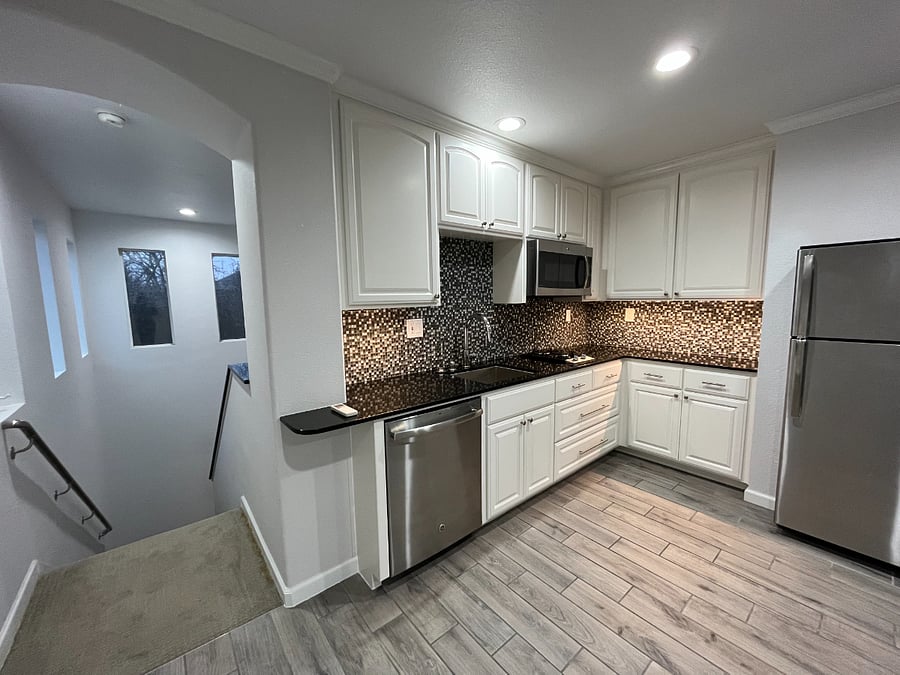 Furnished Finder property 1024146_1 photo 1