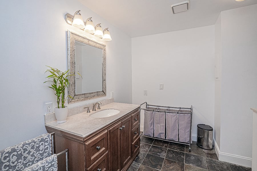 Guest Bathroom 1