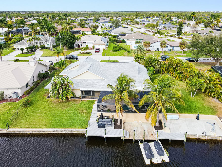 Triple Lot with Two Docks