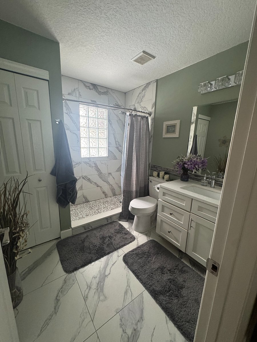 Furnished Finder property 1024152_1 photo 11