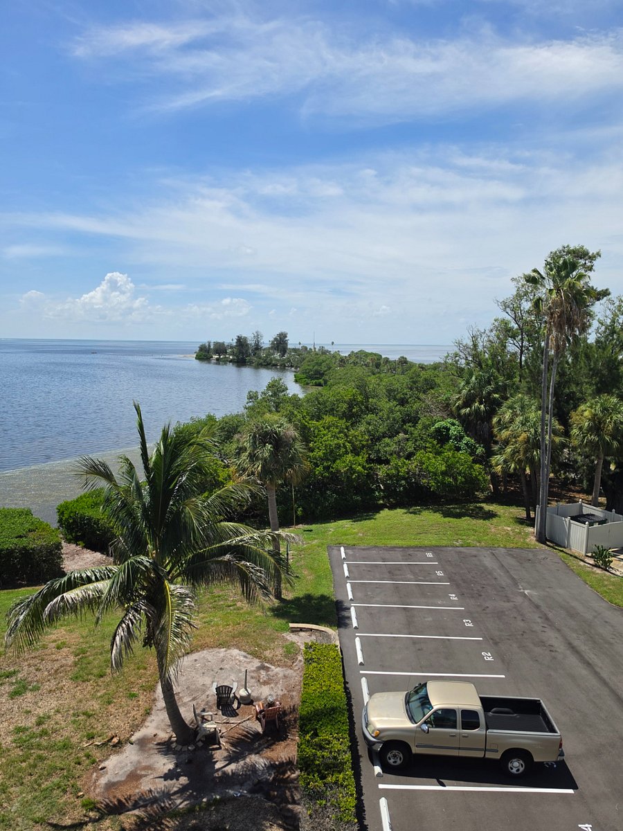 Furnished Finder property 1024157_1 photo 14