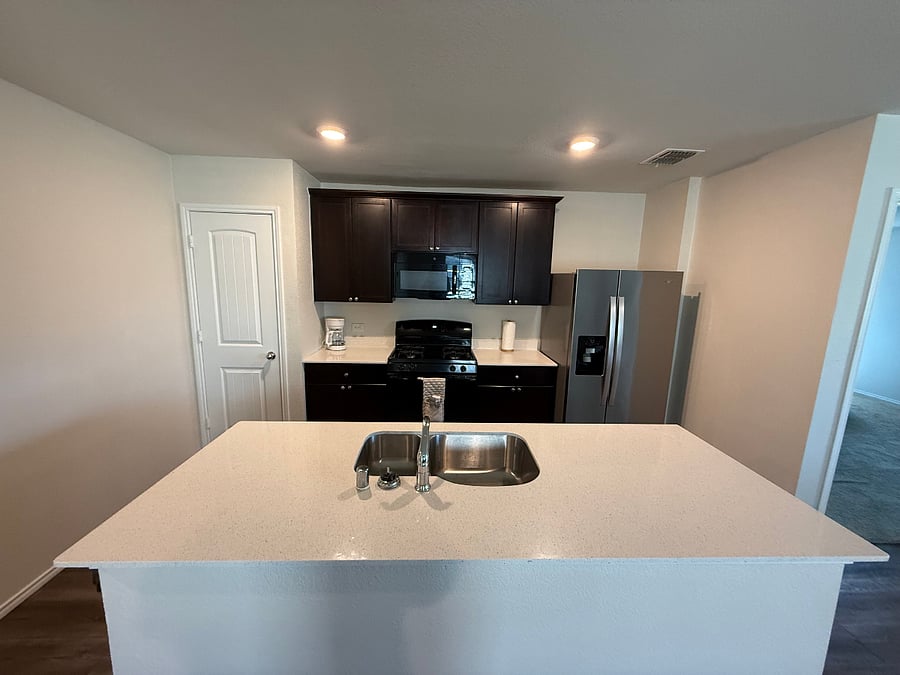 Furnished Finder property 1024160_1 photo 9