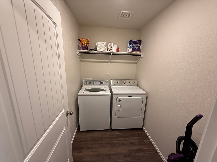 Furnished Finder property 1024160_1 photo 10