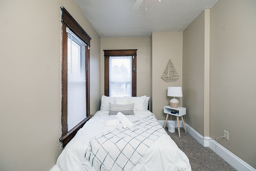 Furnished Finder property 1024167_1 photo 21