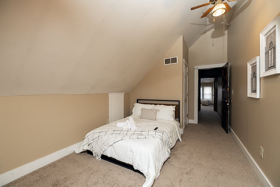 Furnished Finder property 1024167_1 photo 22