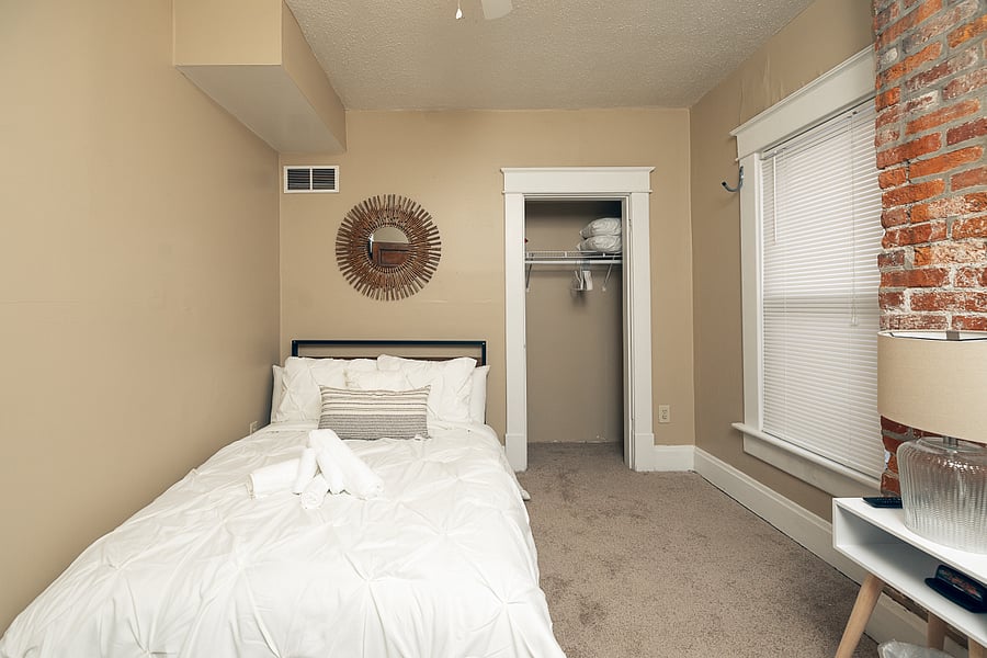 Furnished Finder property 1024167_1 photo 23