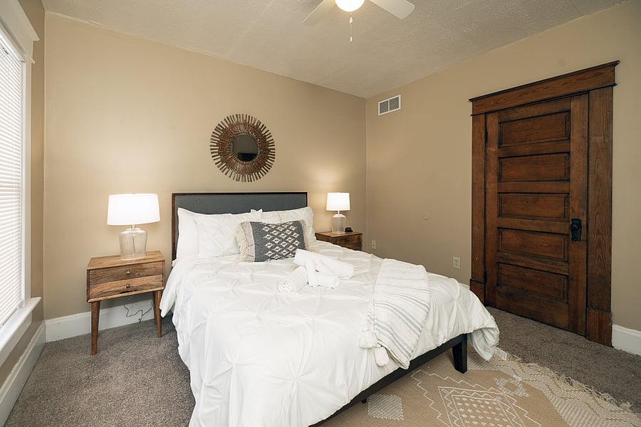 Furnished Finder property 1024167_1 photo 30