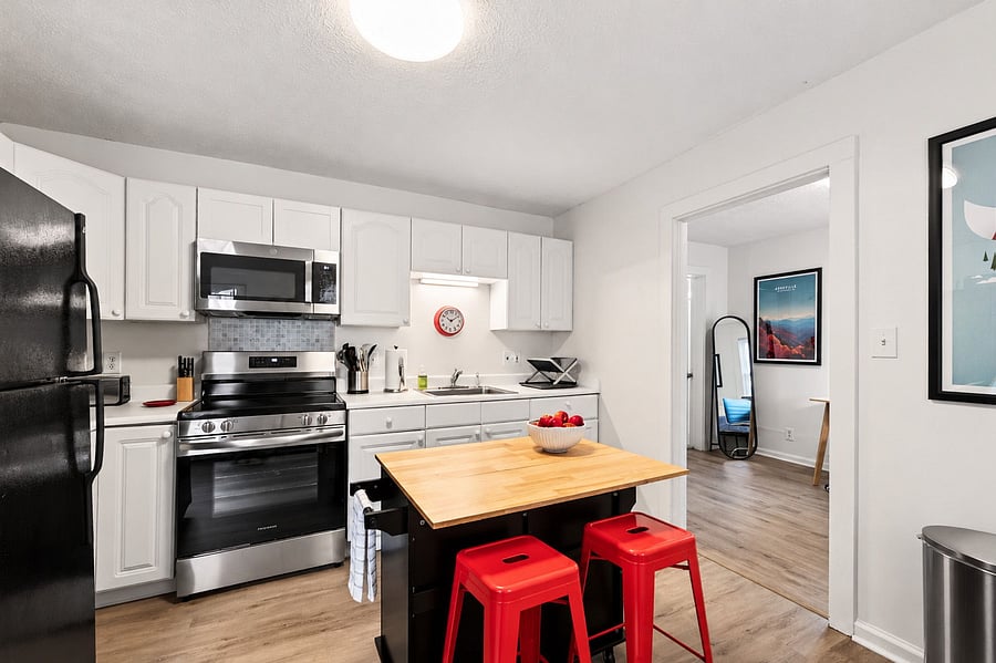 Furnished Finder property 1024170_2 photo 7