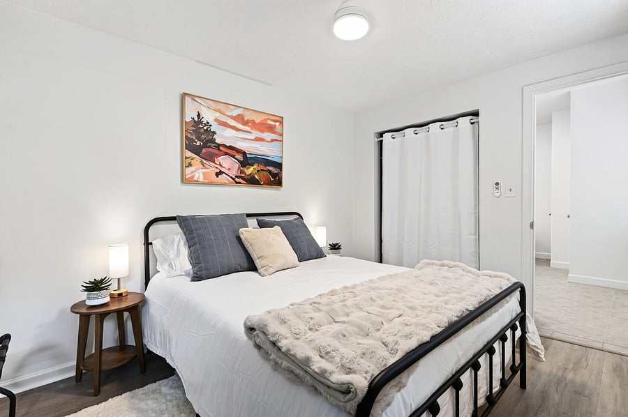Furnished Finder property 1024170_2 photo 12