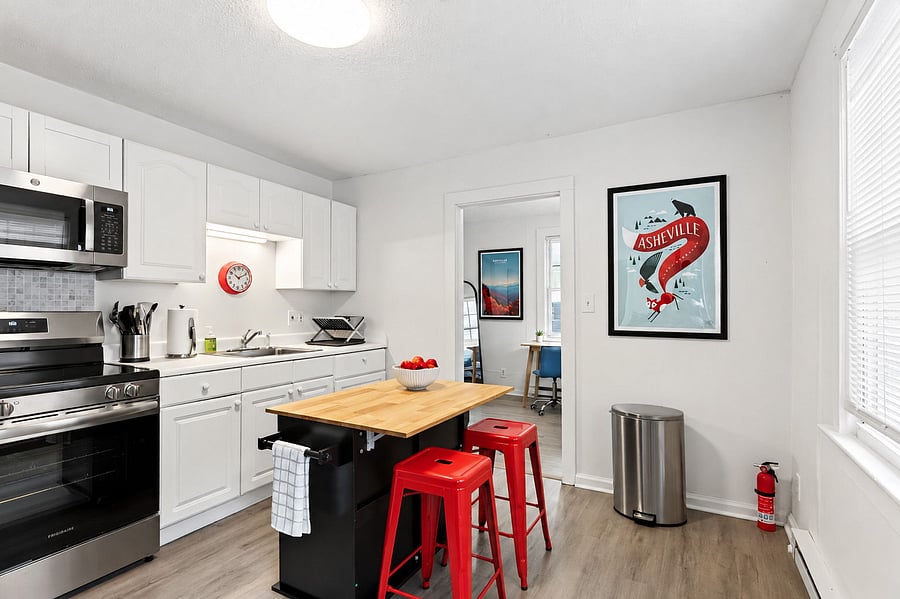 Furnished Finder property 1024170_2 photo 6