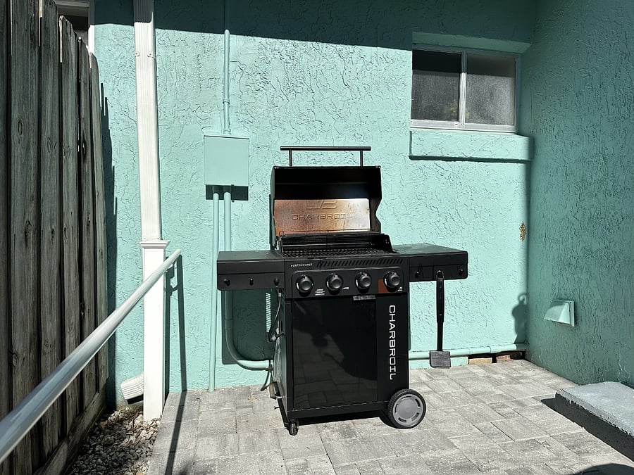 Propane grill provided and located right outside the laundry room door off the kitchen