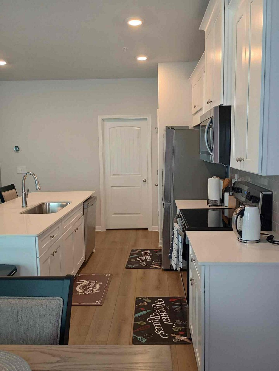 Furnished Finder property 1024184_1 photo 6