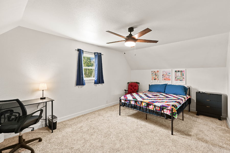 Upstairs bedroom 3