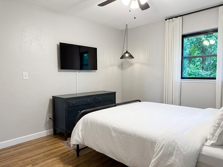 Furnished Finder property 1024216_1 photo 17