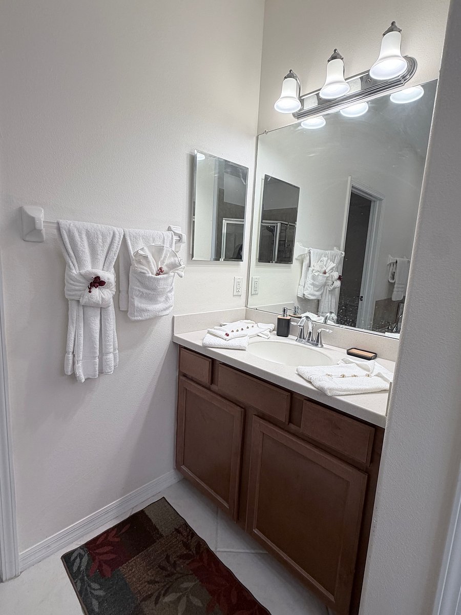 Furnished Finder property 1024221_1 photo 9