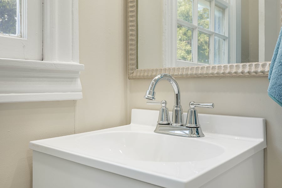Bathroom vanity