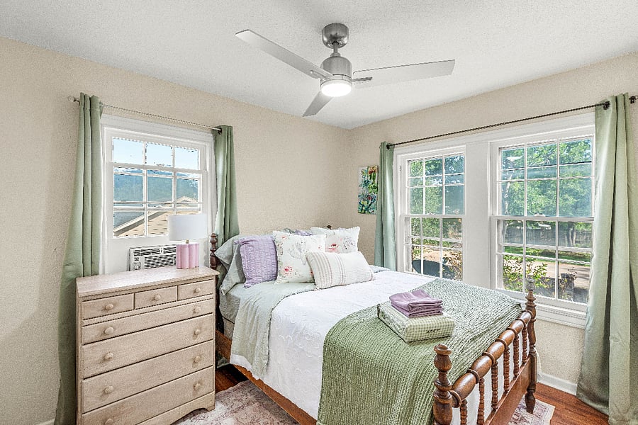 Bedroom with clothes storage space