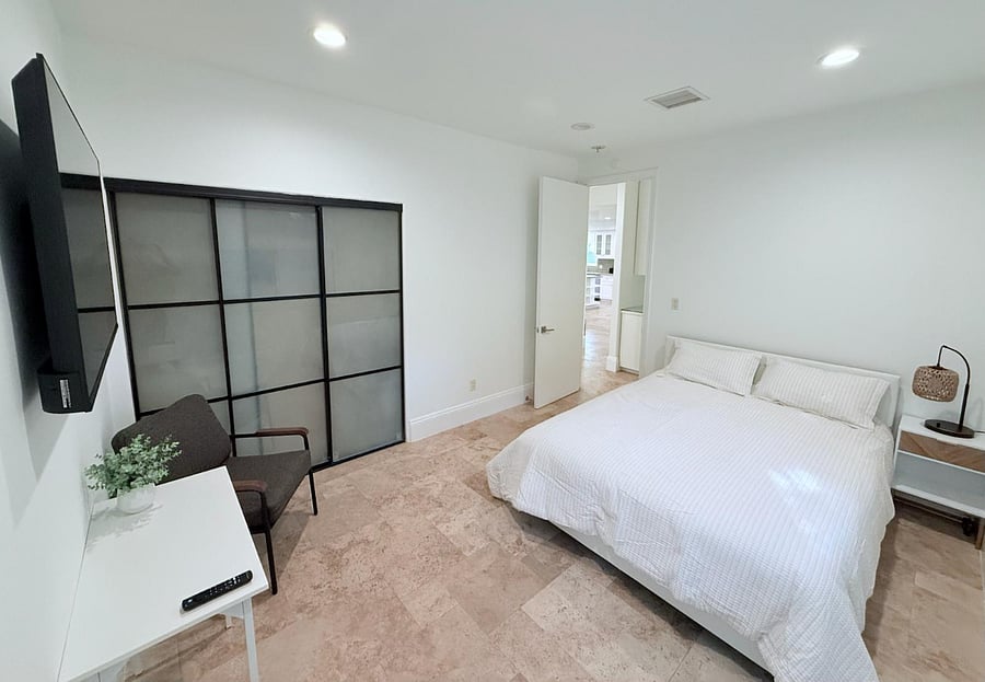 Furnished Finder property 1024233_1 photo 37