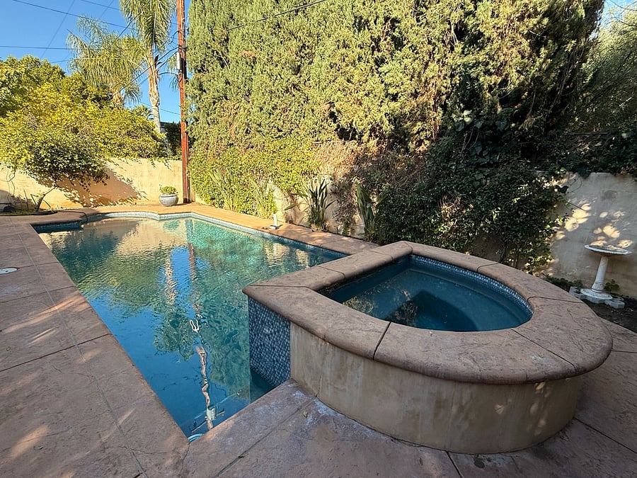 Furnished Finder property 1024233_1 photo 42