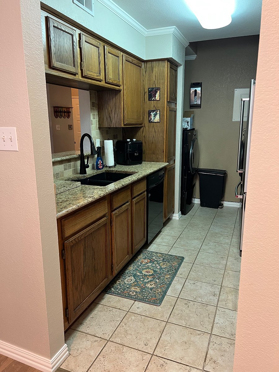 Furnished Finder property 1024242_1 photo 8