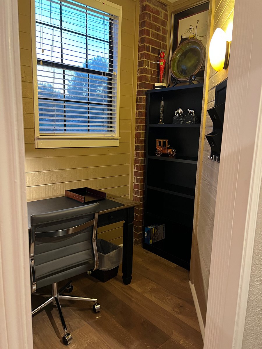 Furnished Finder property 1024242_1 photo 11