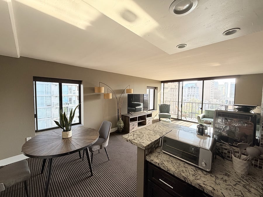 Furnished Finder property 1024244_1 photo 4