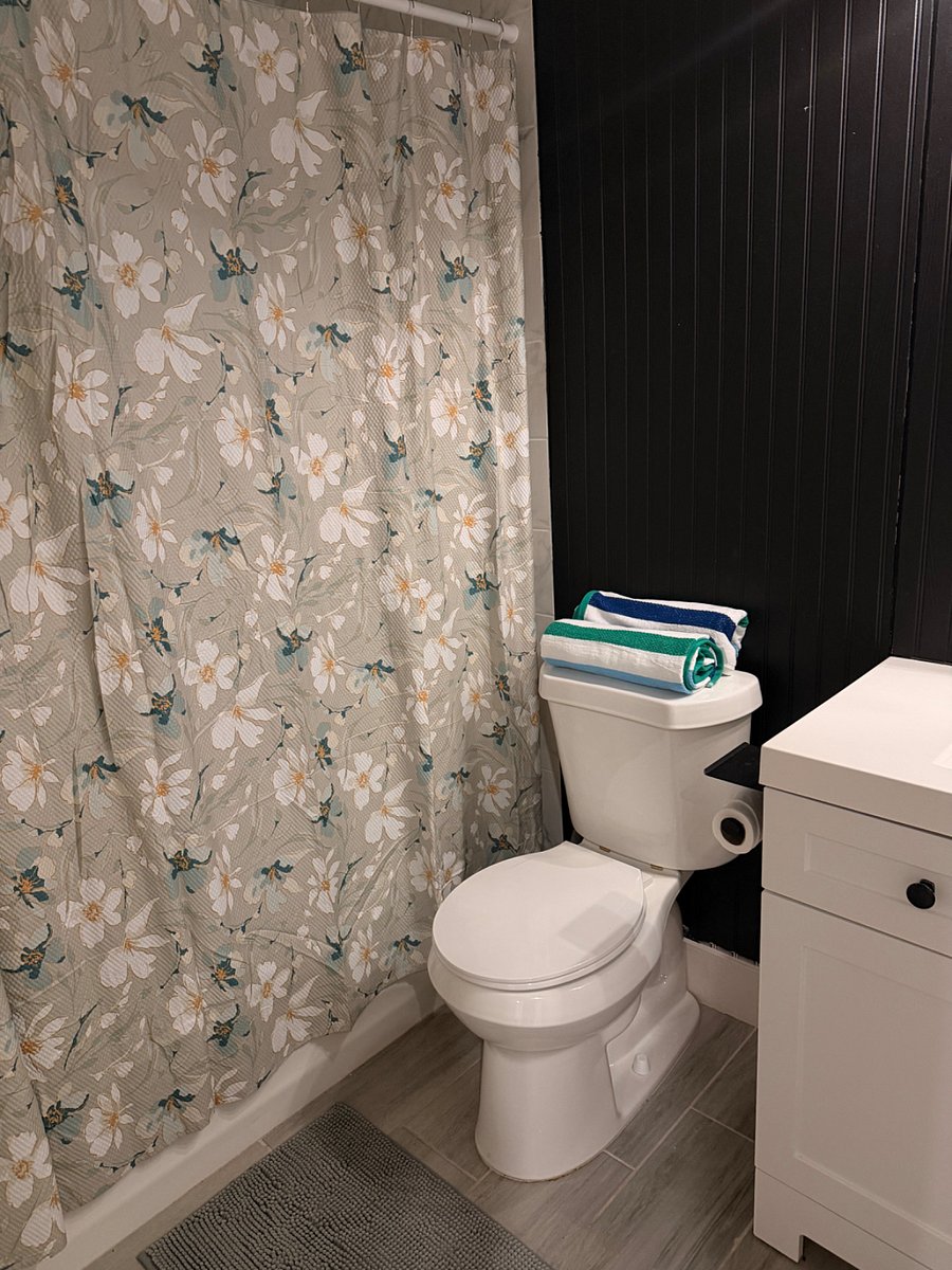 Furnished Finder property 1024271_1 photo 14