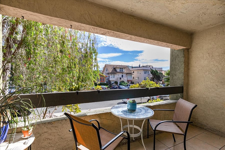 Furnished Finder property 1024276_1 photo 10