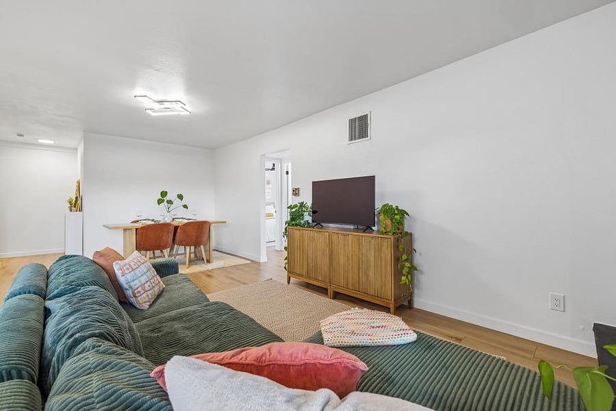 Furnished Finder property 1024281_1 photo 8