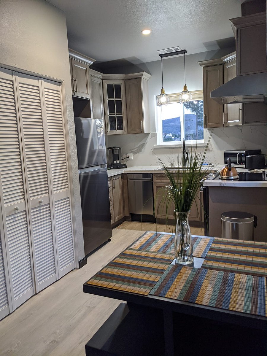 Furnished Finder property 1024284_1 photo 4